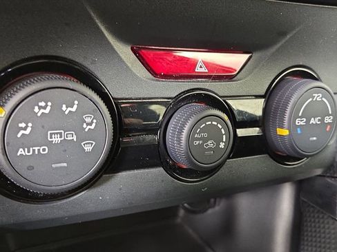 Used 2024 Subaru Forester Premium AWD/4WD image 20