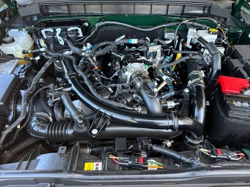 Used 2025 Ford Bronco Outer Banks AWD/4WD image 42