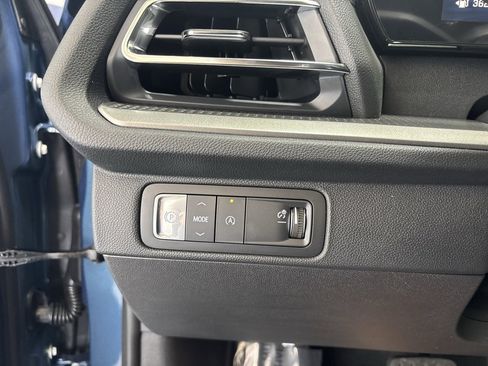 New 2026 Chevrolet Traverse LT w/ Driver Confidence Package image 13