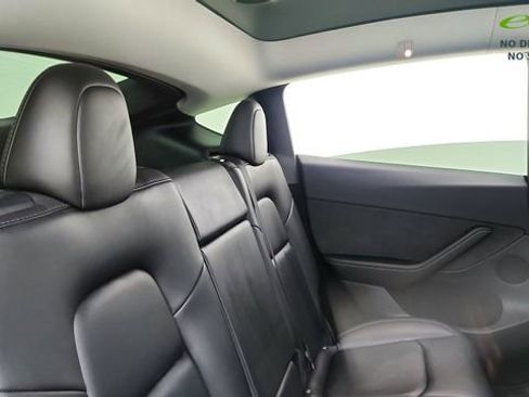 Used 2023 Tesla Model Y Performance image 25