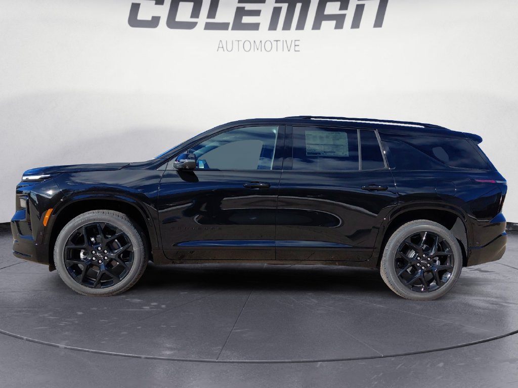 Used 2026 Chevrolet Traverse RS FWD image 2