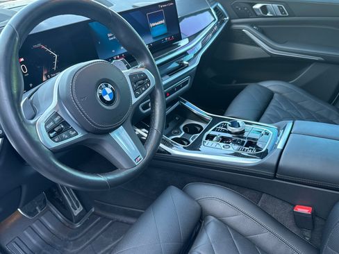 Used 2024 BMW X7 xDrive40i w/ Executive Package AWD/4WD image 11