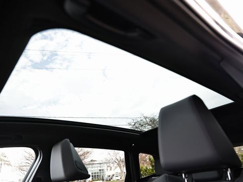 New 2026 BMW X3 xDrive30 w/ Premium Package image 18