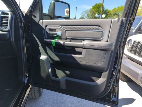 New 2026 RAM 2500 Big Horn AWD/4WD image 31