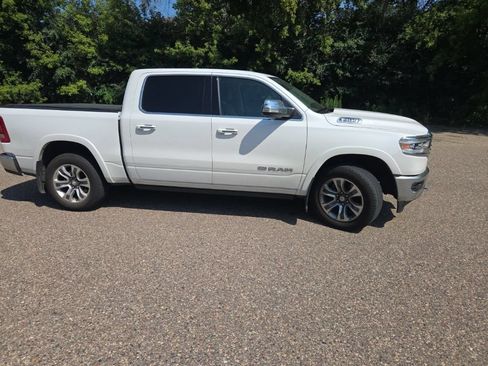 Used 2019 RAM 1500 Limited AWD/4WD image 21