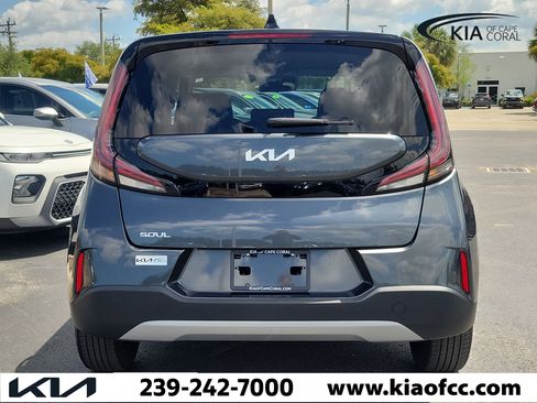 Certified 2024 Kia Soul LX FWD image 5
