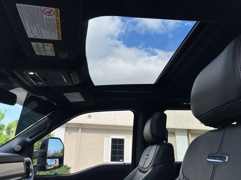 Certified 2025 Ford F350 Platinum image 35