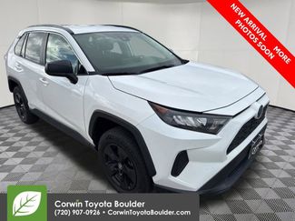 Used 2022 Toyota RAV4 LE AWD/4WD video 1