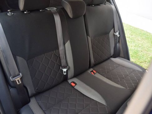 Used 2018 Nissan Kicks SV FWD image 46