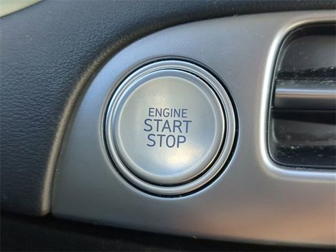 Used 2024 Hyundai Palisade Limited image 28