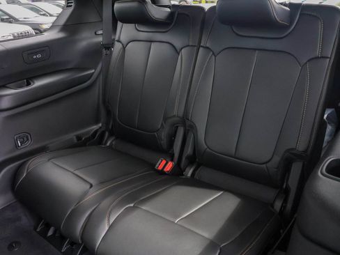 New 2026 Jeep Grand Cherokee L Limited AWD/4WD image 14