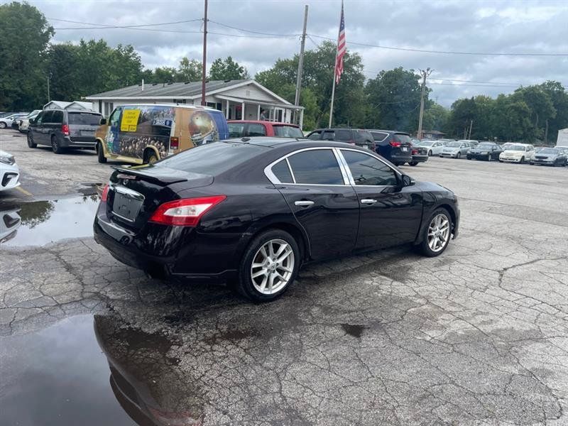Used 2011 Nissan Maxima 3.5 SV w/ Premium Pkg FWD image 5