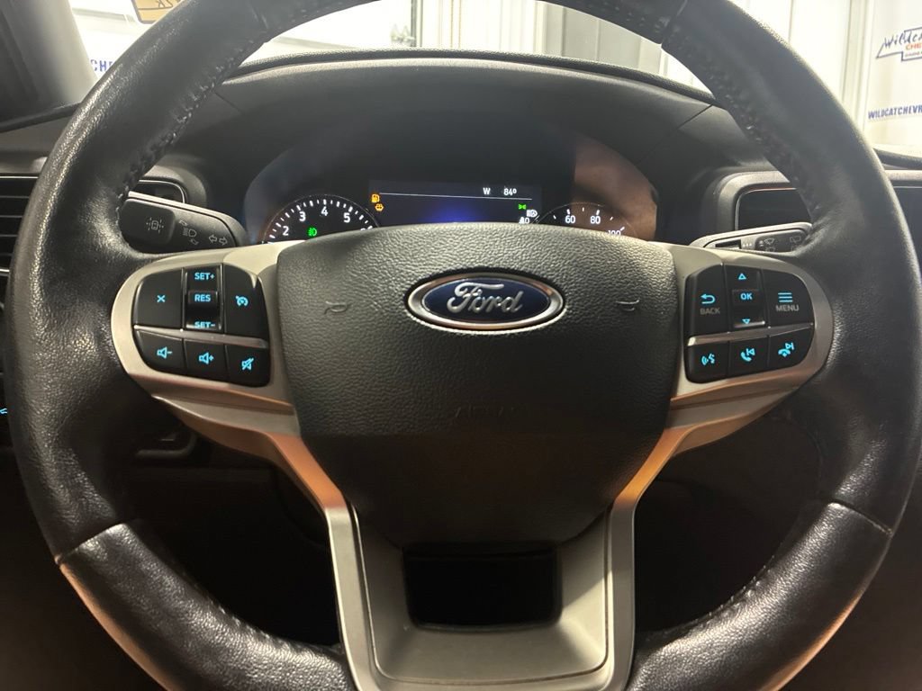 Used 2023 Ford Explorer XLT w/ Equipment Group 202A RWD image 20