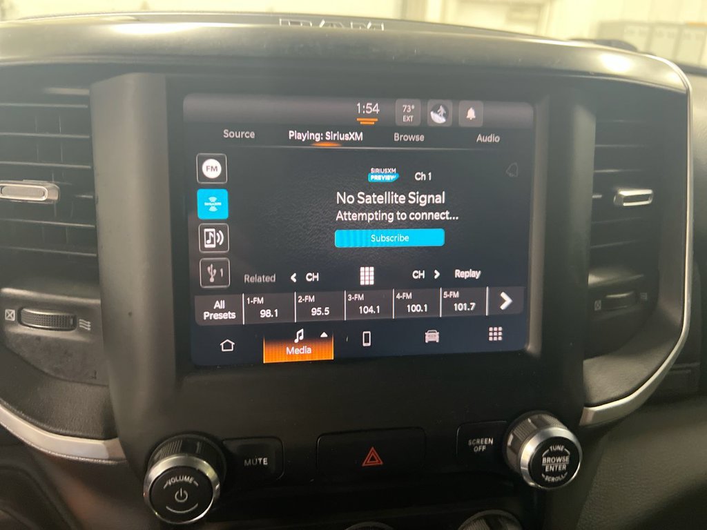 Used 2022 RAM 1500 Big Horn AWD/4WD image 14