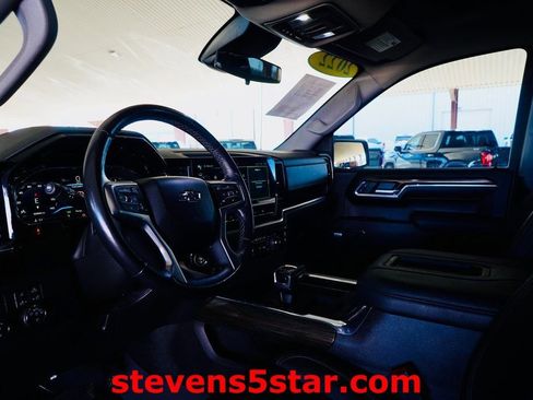 Used 2022 Chevrolet Silverado 1500 LT Trail Boss w/ LT Trail Boss Premium Package image 7