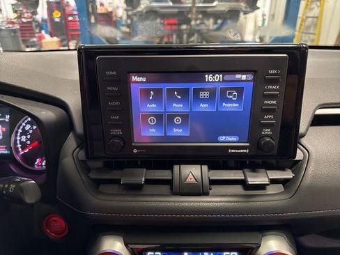 Used 2021 Toyota RAV4 XLE w/ Convenience Package AWD/4WD image 22