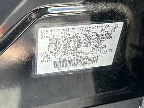 Used 2019 Nissan Kicks SV FWD image 36