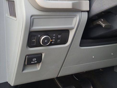 Used 2021 Ford F150 XLT w/ Trailer Tow Package image 17