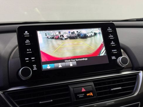 Used 2018 Honda Accord Sport image 24