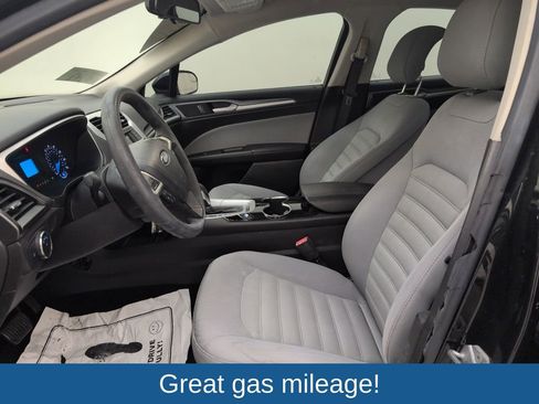 Used 2014 Ford Fusion S FWD image 4