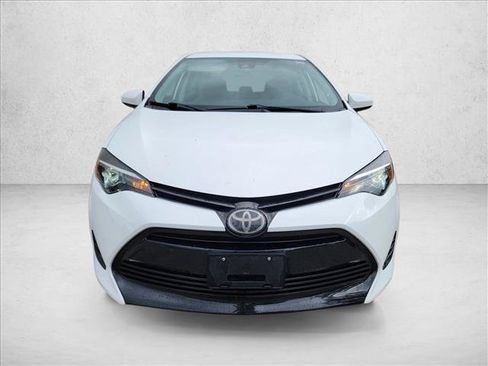Used 2019 Toyota Corolla LE FWD image 2