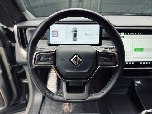 Used 2022 Rivian R1T Launch Edition AWD/4WD image 28