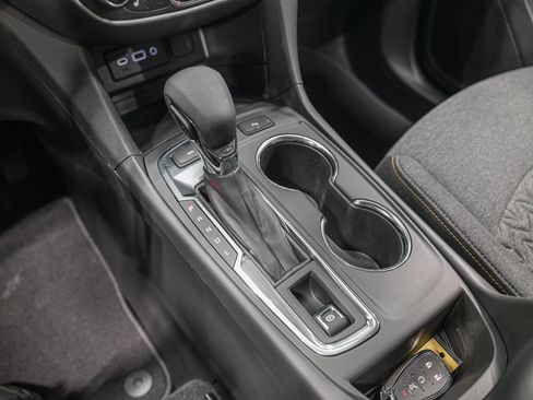 Used 2023 Chevrolet Equinox LT image 23