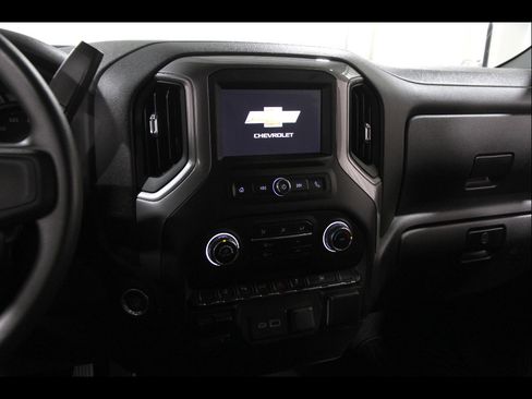 Certified 2024 Chevrolet Silverado 2500 Custom w/ Custom Value Package image 10