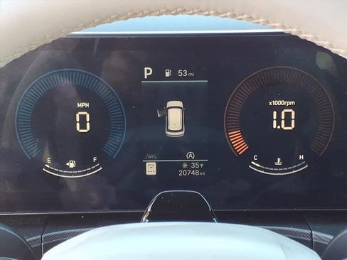 Certified 2024 Hyundai Santa Fe SEL image 16