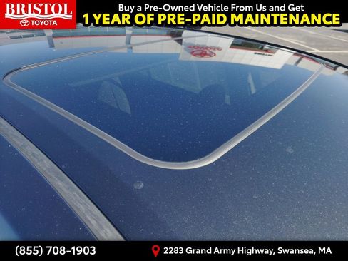 Used 2017 Toyota Corolla LE image 9