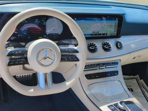 Used 2023 Mercedes-Benz E 450 Cabriolet image 15