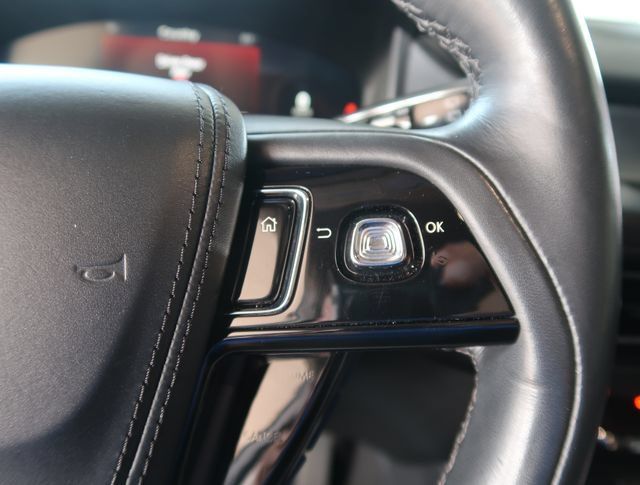 Used 2021 Lincoln Aviator AWD image 22
