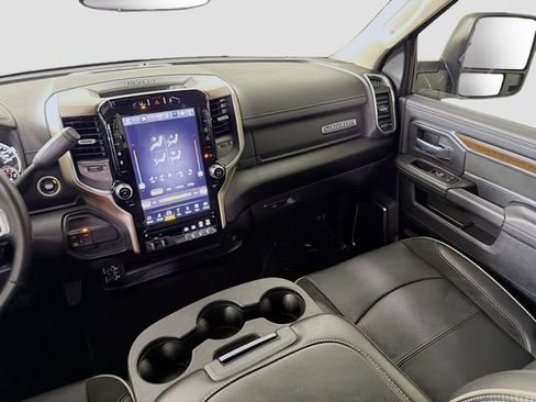 Used 2024 RAM 2500 Laramie w/ Safety Group AWD/4WD image 24