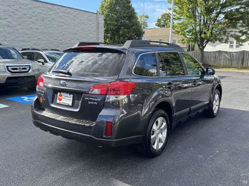 Used 2010 Subaru Outback 3.6R Limited AWD/4WD image 2