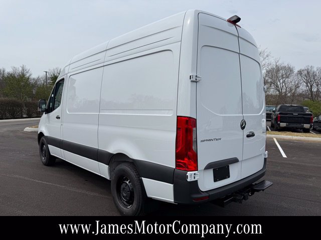 Used 2026 Mercedes-Benz Sprinter 2500 image 9