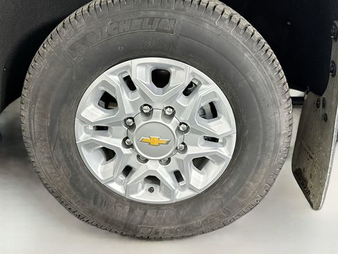 Used 2022 Chevrolet Silverado 2500 LTZ w/ Gooseneck/5TH Wheel Package image 32