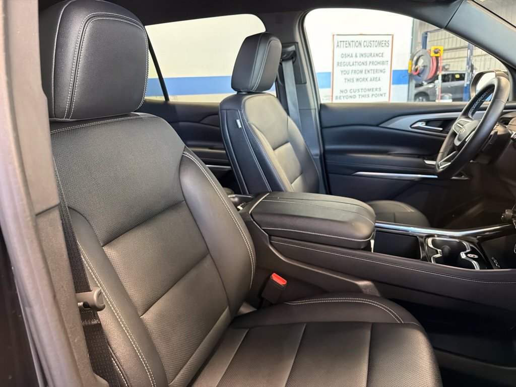 Used 2026 Chevrolet Traverse LT w/ Driver Confidence Package AWD/4WD image 31