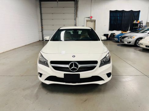 Used 2014 Mercedes-Benz CLA 250 image 3