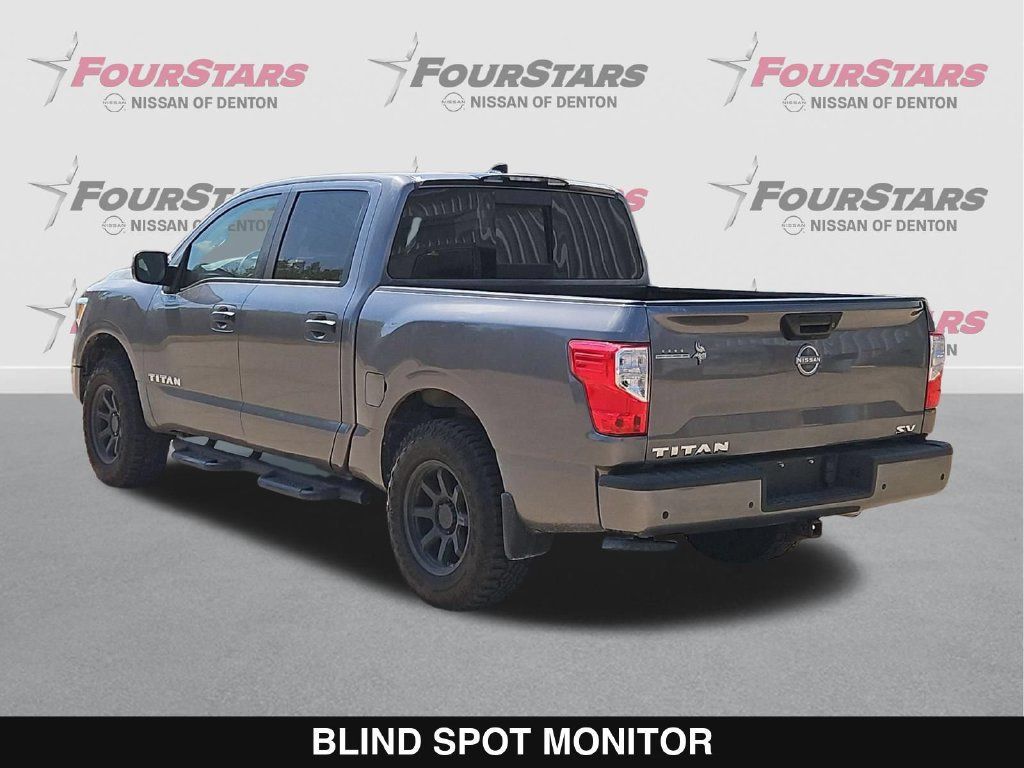 Used 2024 Nissan Titan SV w/ SV Convenience Package RWD image 7