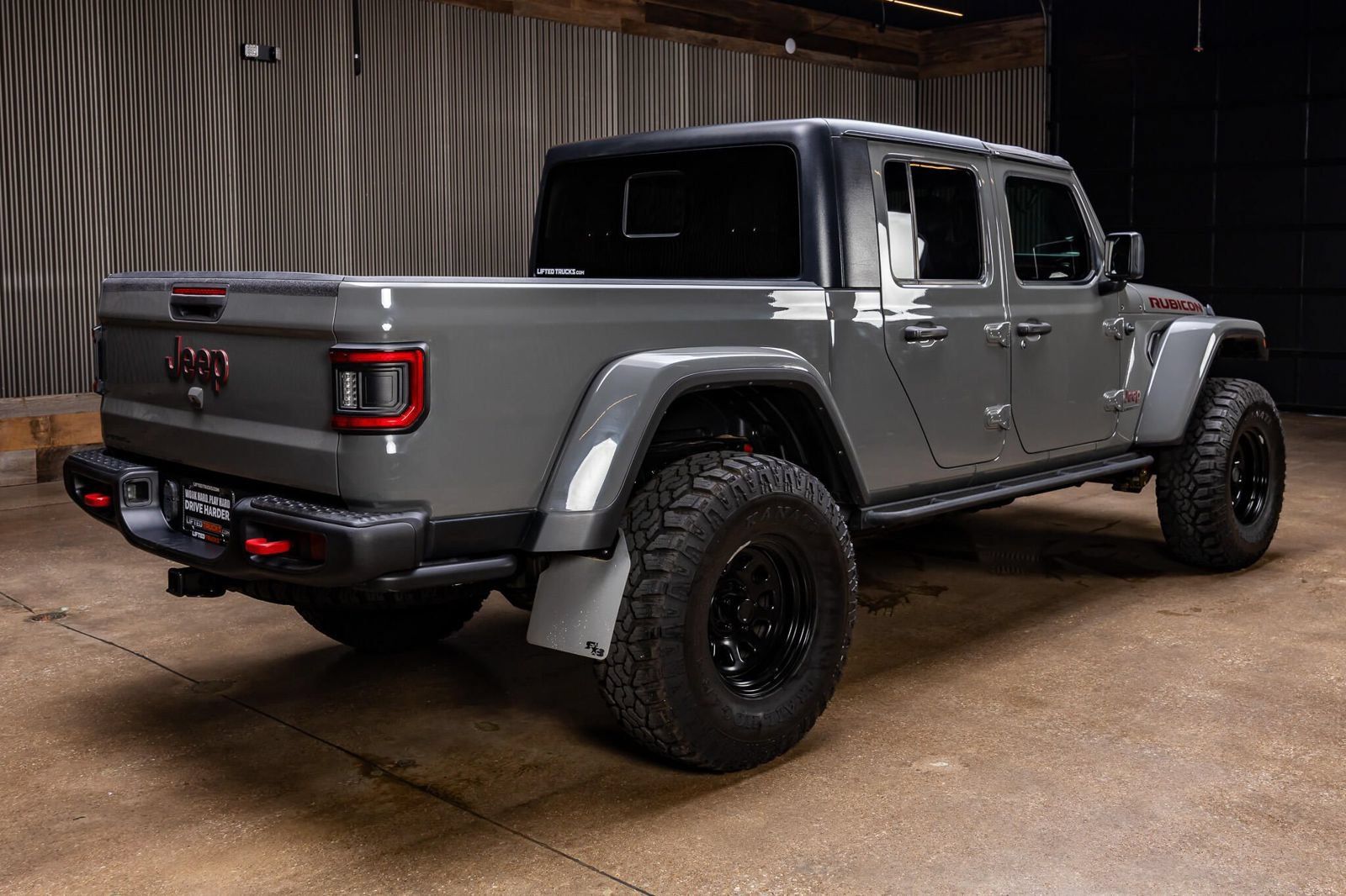 Used 2021 Jeep Gladiator Rubicon w/ LED Lighting Group AWD/4WD image 9