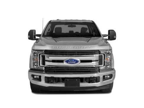 Used 2019 Ford F250 XLT w/ XLT Premium Package image 4