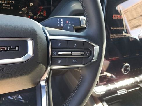 New 2026 GMC Yukon XL Denali w/ Sun & Power Step Package image 27