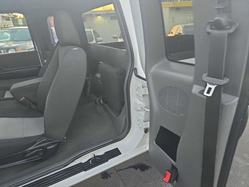 Used 2009 Ford Ranger XLT image 9