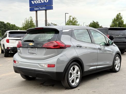 Used 2020 Chevrolet Bolt LT FWD image 11
