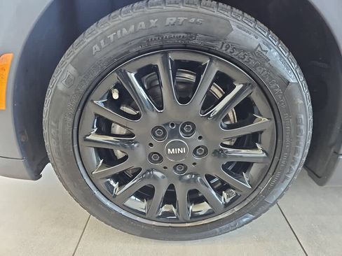 Used 2023 MINI Cooper 4-Door Hardtop FWD image 22