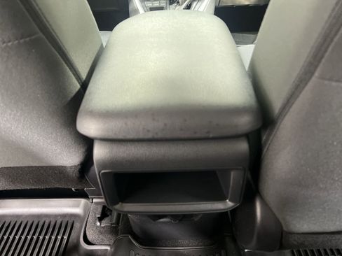 Used 2019 Toyota RAV4 LE w/ All Weather Liner Package image 20
