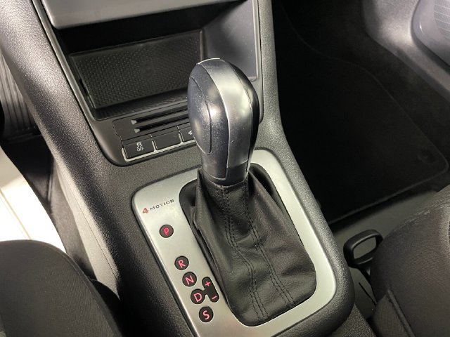 Used 2011 Volkswagen Tiguan S AWD/4WD image 9
