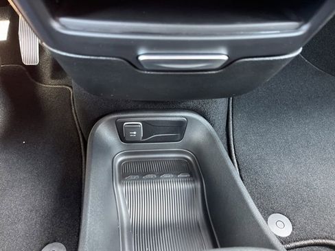 New 2026 Chrysler Pacifica Select image 25