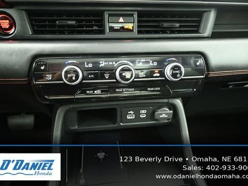Used 2024 Honda Pilot TrailSport image 31