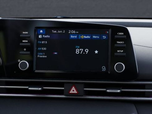 New 2026 Hyundai Elantra SE image 13